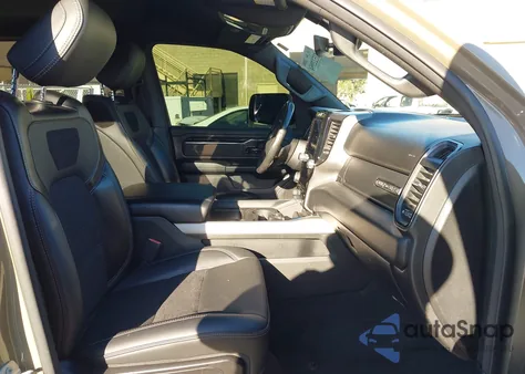 2020 Ram 1500 Big Horn 4X4 5'7 Box z USA, uszkodzony, nr VIN 1C6SRFFT5LN285196